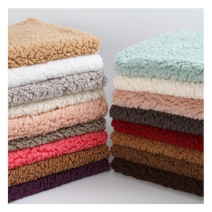 Polyester-Gewebe-Vlies gebürstetes Gewebe-Polyester Berber-Vlies Sherpa-Gewebe 100%
