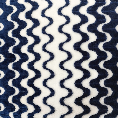 Kationisches Jacquardwebstuhl-Flanell-Vlies-Gewebe 260gsm für warmes umfassendes Haupttextilkleid