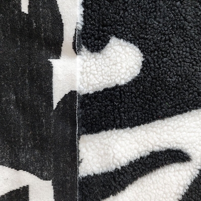 Polyester 650gsm 100% weiches Sherpa scheren Gewebe für das gefärbte Jacken-Handtaschen-Garn