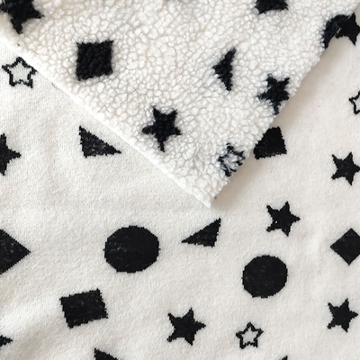 Schwarzweiss--Sherpa-Vlies-Gewebe-Jacquardwebstuhl-Garn färbte für Backoack-Boden Mats Pillow