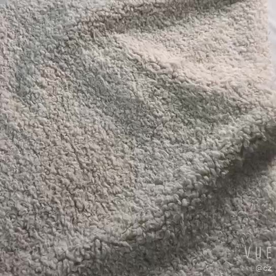 Festes gelocktes waschbares Sherpa-Gewebe für Winter-warmen Mantel bedeckt Pillowslip-Kleid
