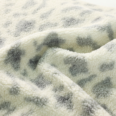 Polyester 100% Druck-Sherpa scheren Gewebe 150D 288F 300gsm für Taschen-Stuhl Pajams