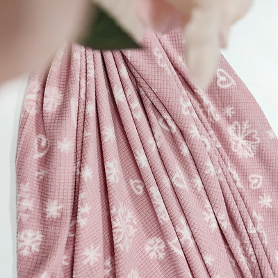 Weicher Jacquardwebstuhl druckte Rosa-polares Mikrogewebe 160gsm